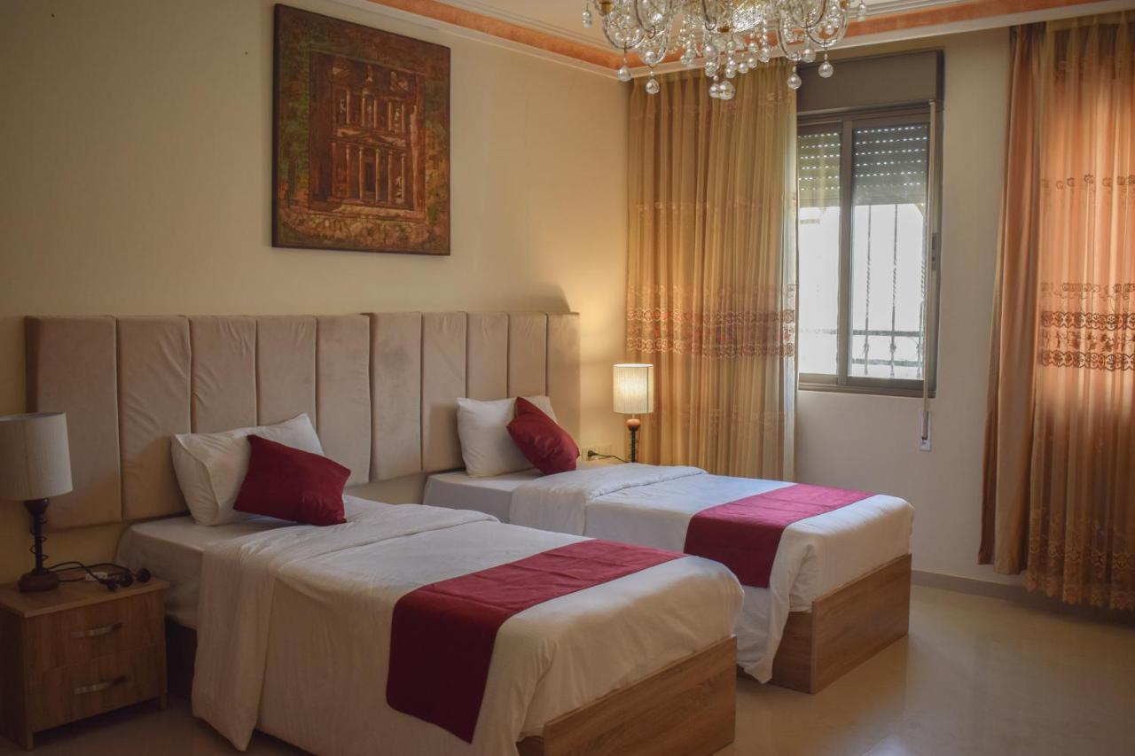 Twilight Hotel Petra Wadi Musa Exterior foto