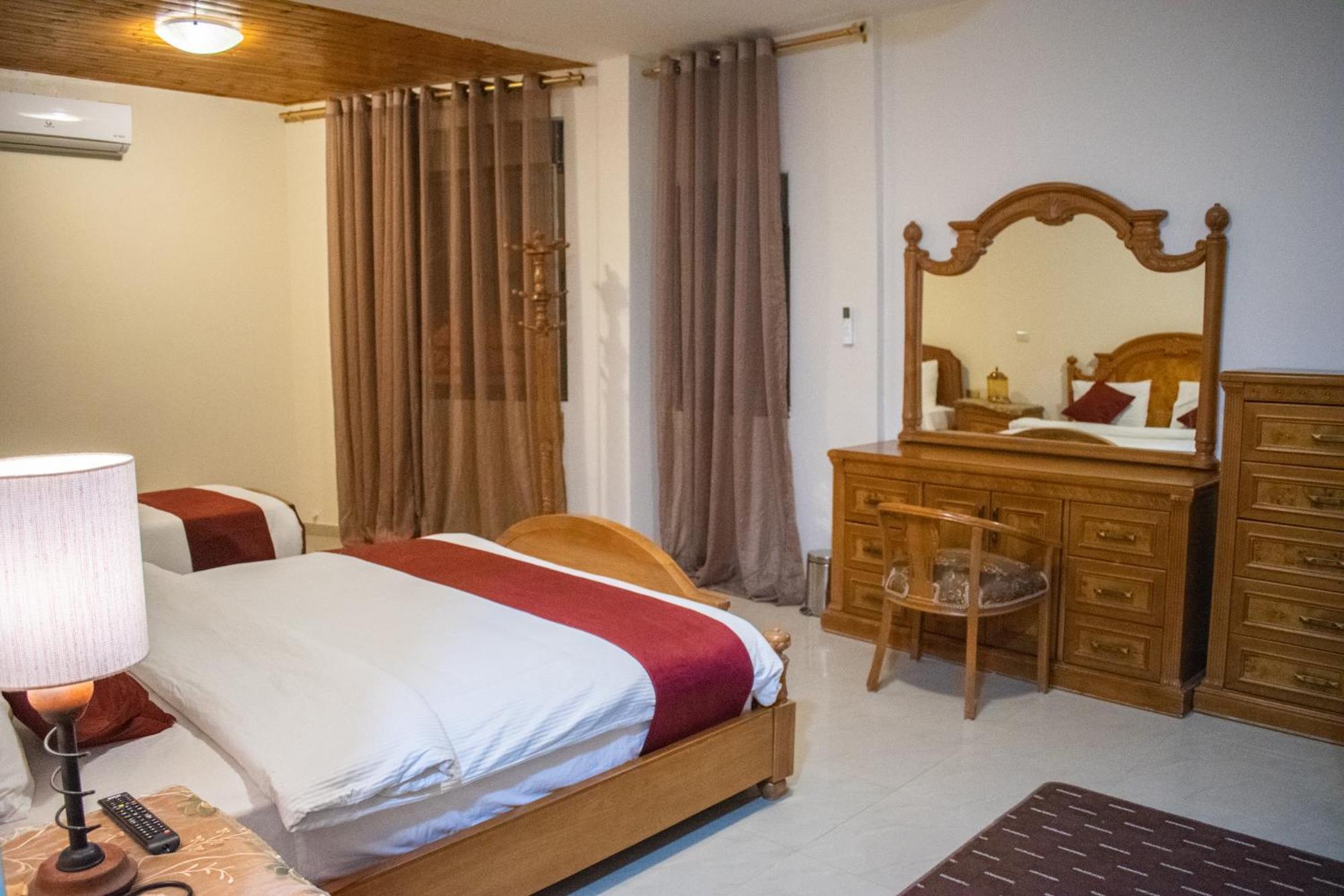 Twilight Hotel Petra Wadi Musa Exterior foto